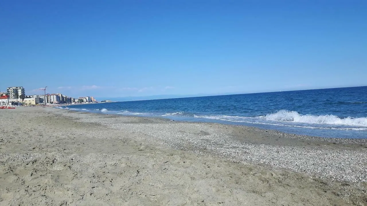 Casa Livio Apartment Savona